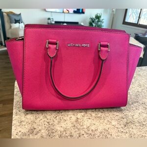 Michael Kors Selma bag